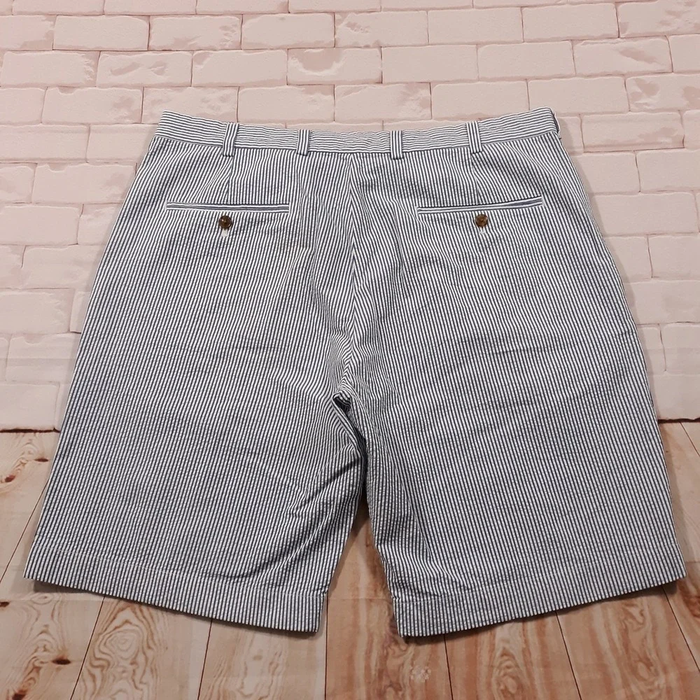 Brooks Brothers Chino Shorts Mens 38 x 10 White Blue Striped Cotton Flat Front